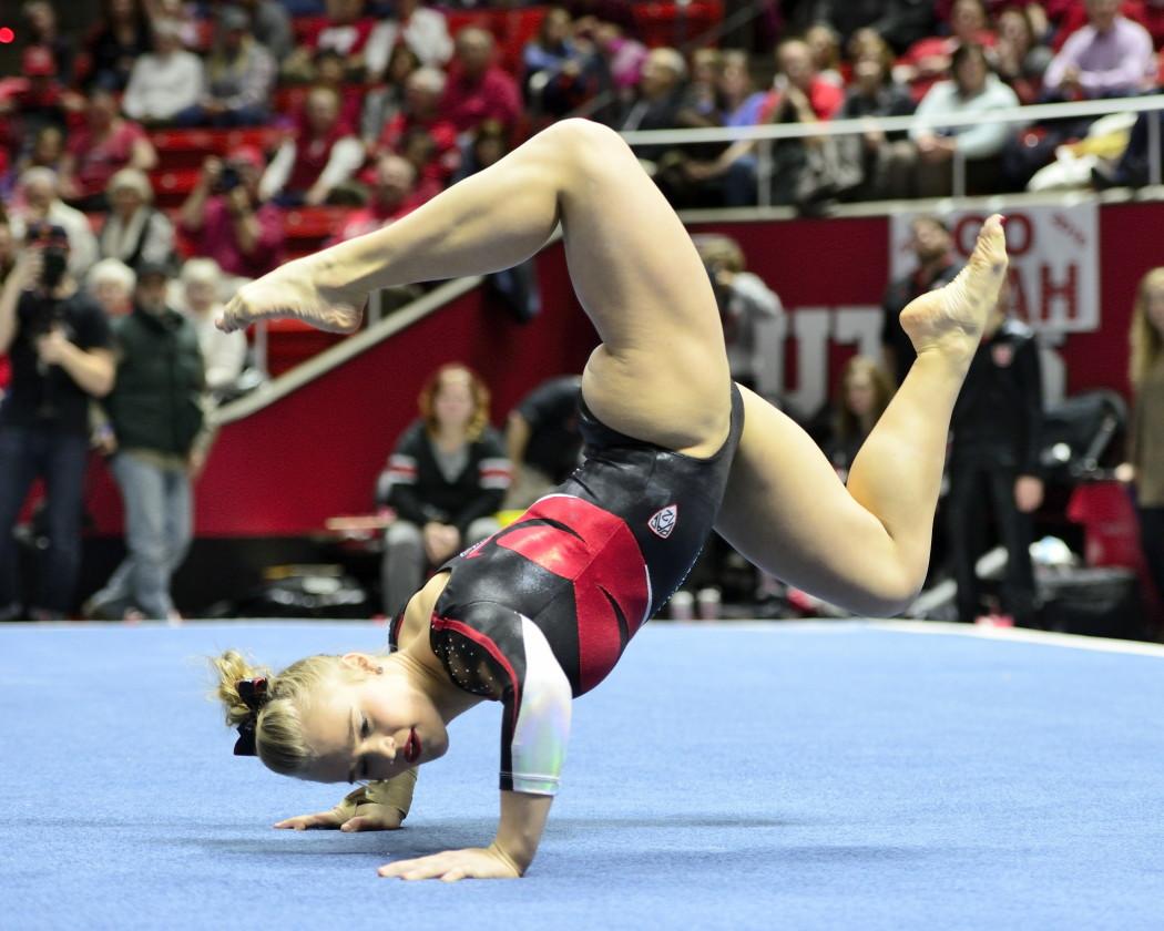 In Photos Utah Gymnastics vs Arizona Daily Utah Chronicle