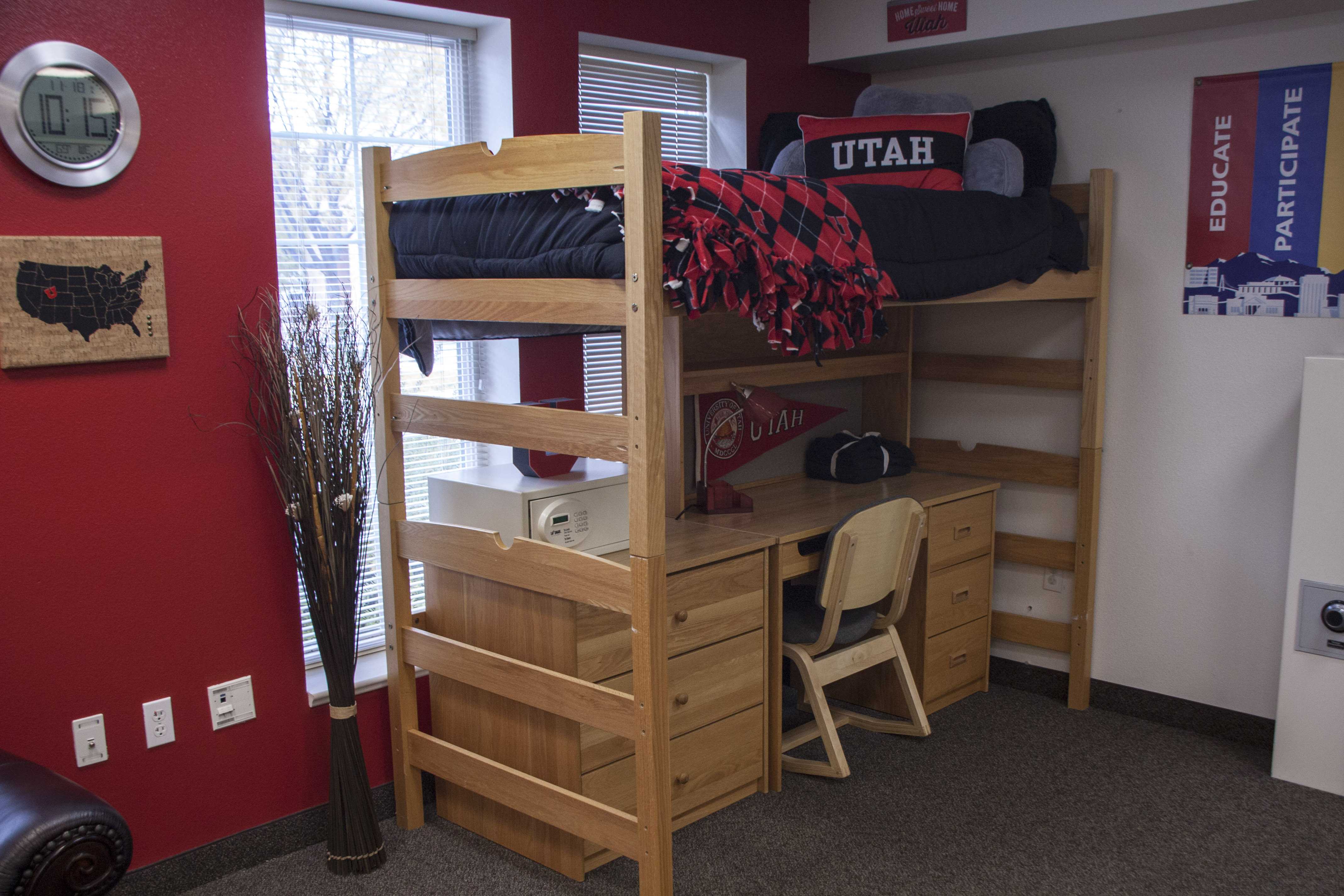 HRE to Install New Furniture in Residence Halls and Apartments – The