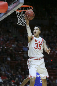 Sophomore forward Kyle Kuzman (25) going for the layup in an NCAA men's basketball game against IPFW at the Jon M. Huntsman Center, Saturday, Dec 5, 2015.  Chris Ayers, The Daily Utah Chronicle.