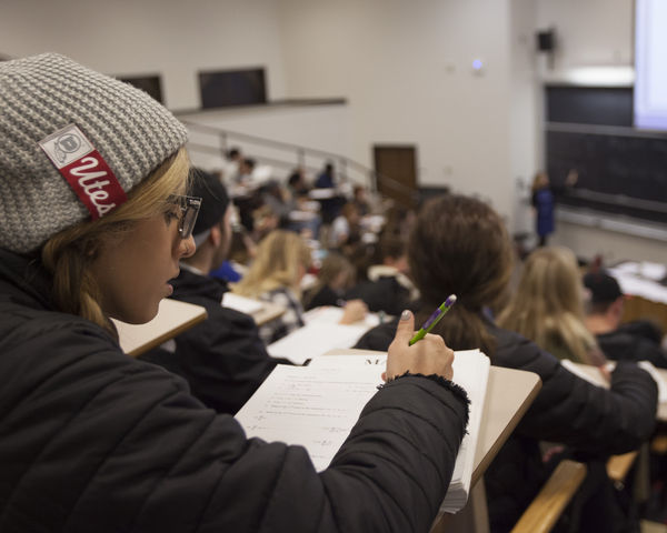 Utah student Angelina Termunde takes notes during a math 1050 lecture, Monday February 1, 2016. (Mike Sheehan, Daily Utah Chronicle)