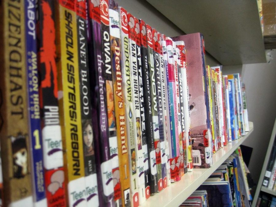 Graphic Novels vs. Comic Books: What’s the Difference?