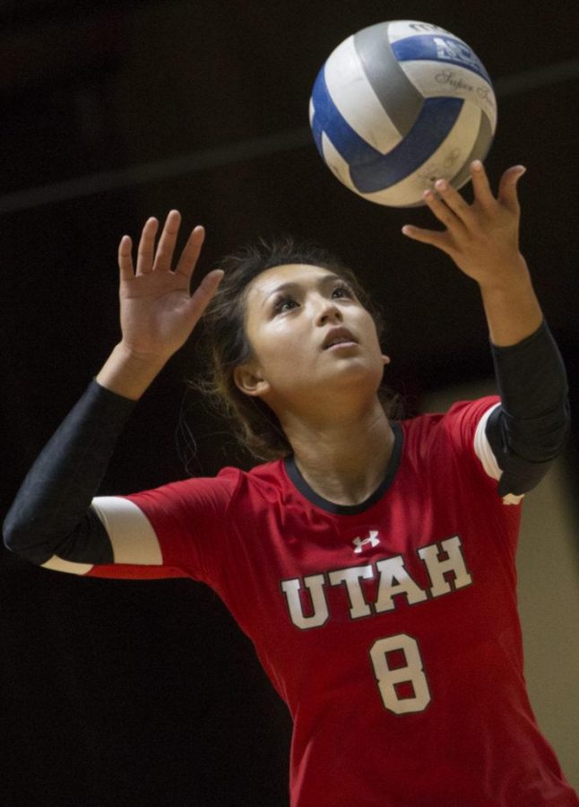 Bailey Choy (8) serves the ball during the Utah Womens Volleyball Red vs. White Scrimmage at the U Hunstman Center in Salt Lake City, Utah on Saturday, Aug. 19, 2017. (Dr. Rishi Deka  | Daily Utah Chronicle)