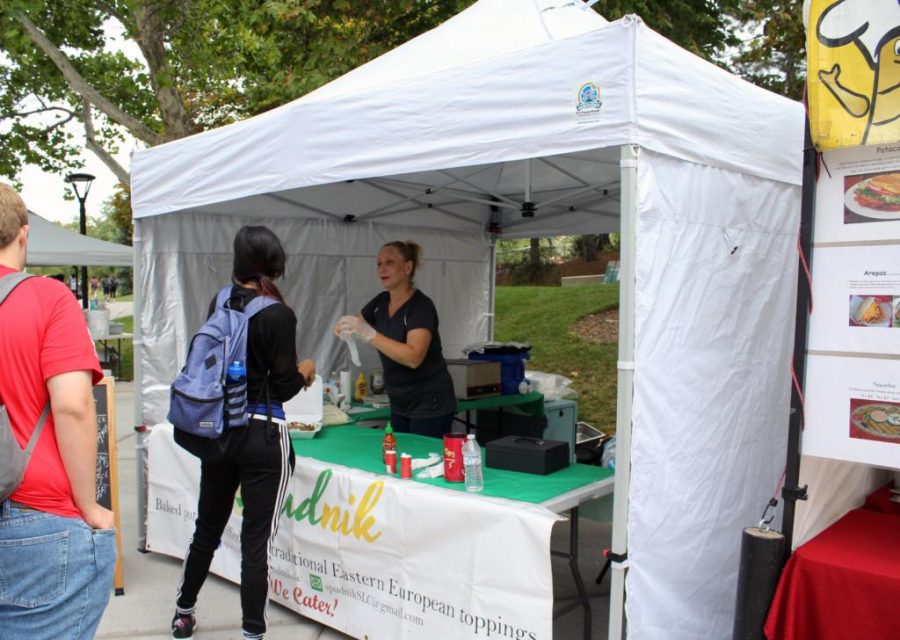 Spice Kitchen Brings Refugee-Prepared Food to Us Farmers Market