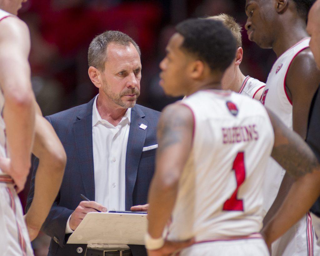 Runnin’ Utes Defeat UC Davis in First Round of NIT - The Daily Utah ...