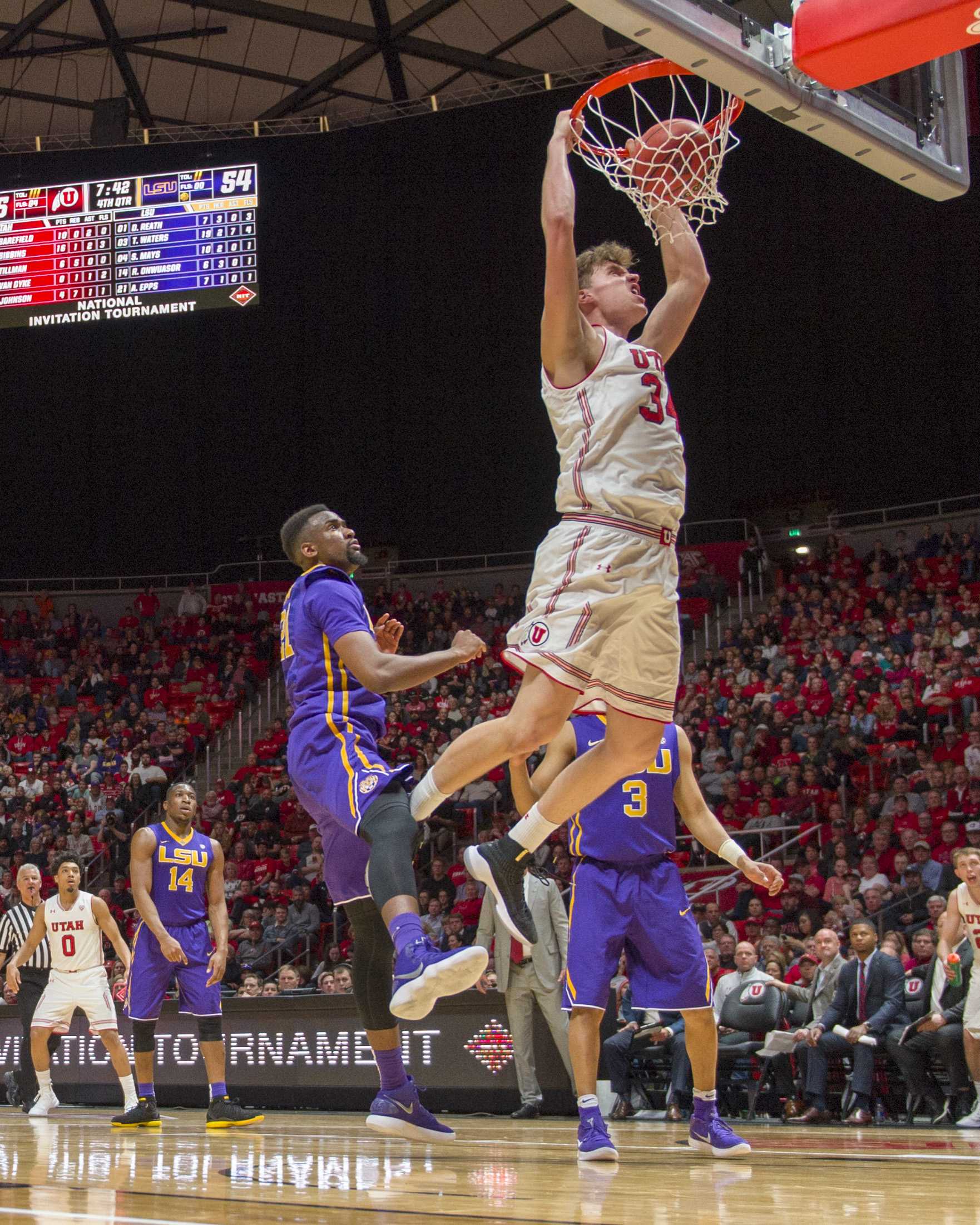 Utah Runnin' Utes big man Jakob Poeltl made the right decision to