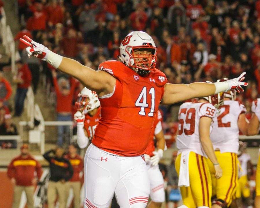 University+of+Utah+sophomore+defensive+tackle+Hauati+Pututau+%2841%29+reacts+to+a+play+during+an+NCAA+Football+game+vs.+USC+Trojans+at+Rice-Eccles+Stadium+in+Salt+Lake+City%2C+UT+on+Saturday%2C+Oct.+20%2C+2018.%0A%0A%28Photo+by+Curtis+Lin+%7C+Daily+Utah+Chronicle%29