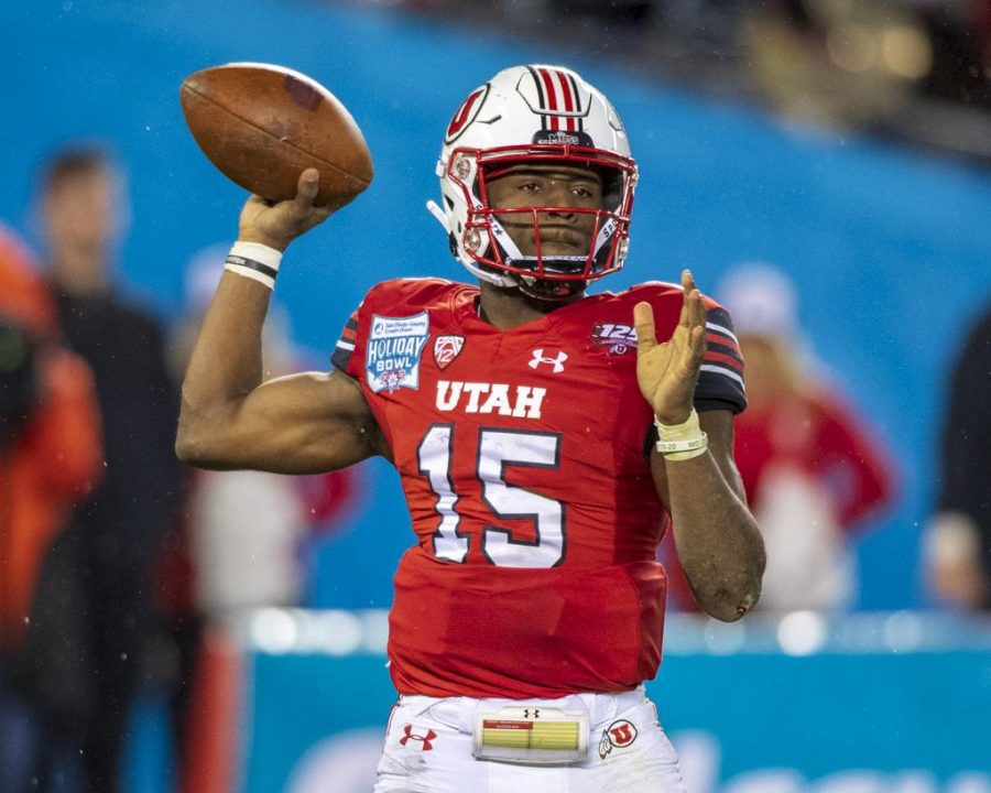 University of Utah freshman quarterback Jason Shelley (15) throws the ball to an open man during the San Diego County Credit Union Holiday Bowl vs. Northwestern University at SDCCU Stadium in San Diego, California on Monday, Dec. 31, 2018. (Photo by Kiffer Creveling | The Daily Utah Chronicle)