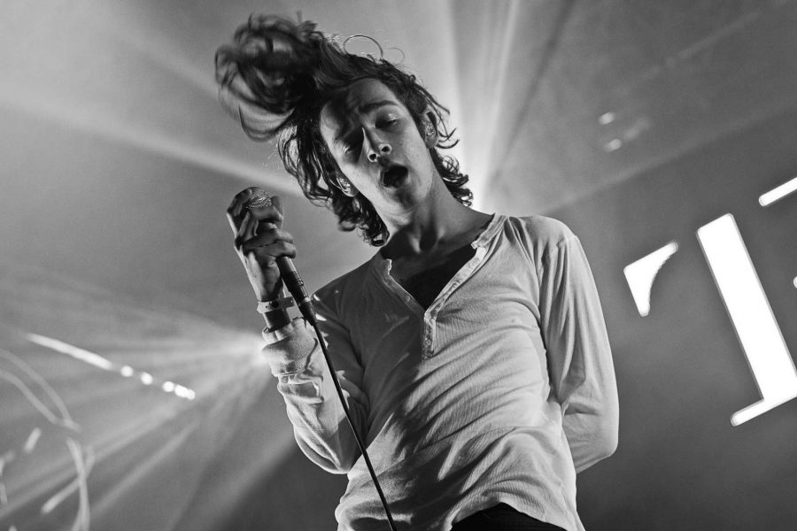 Matty Healy, lead singer of the 1975. Courtesy Wikimedia Commons.