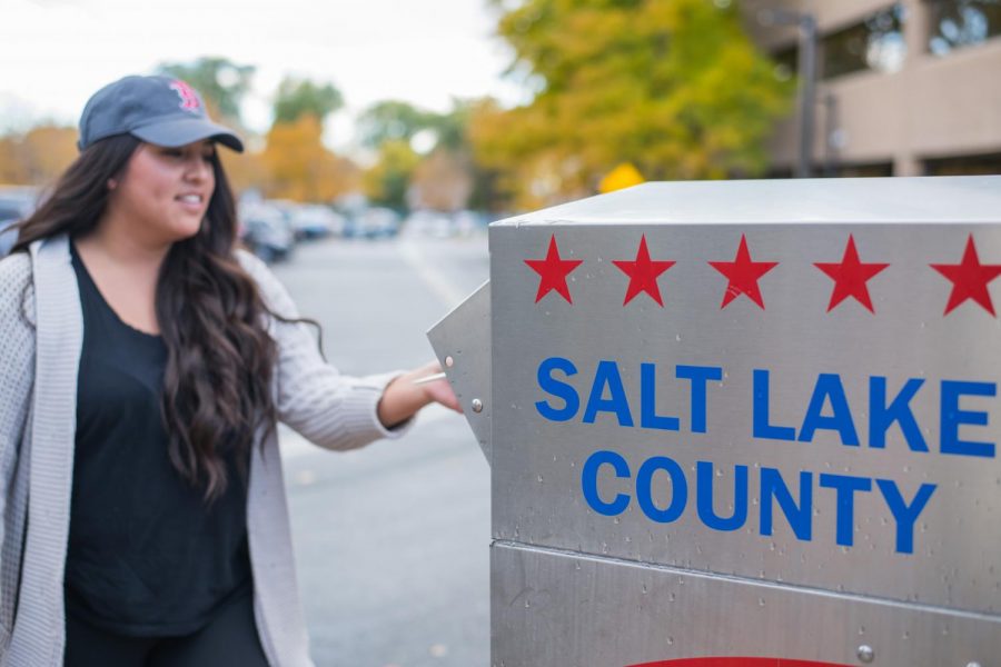 People casting their votes during the Midterm Elections 2018 at the Salt Lake County Building in Salt Lake City, UT on Tuesday, Oct. 23, 2018. (Photo by Curtis Lin | Daily Utah Chronicle)
