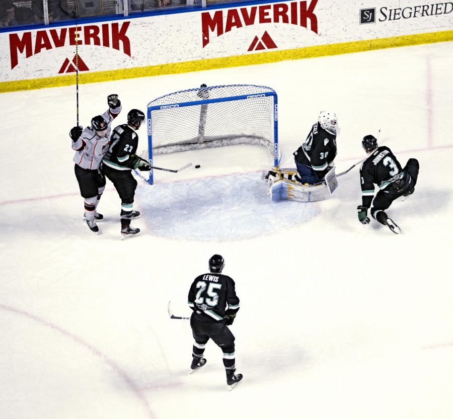 Utah Grizzlies in a game versus the Kansas City Mavericks, Wednesday, Apr. 14, 2021. (Photo by Kevin Cody | The Daily Utah Chronicle)