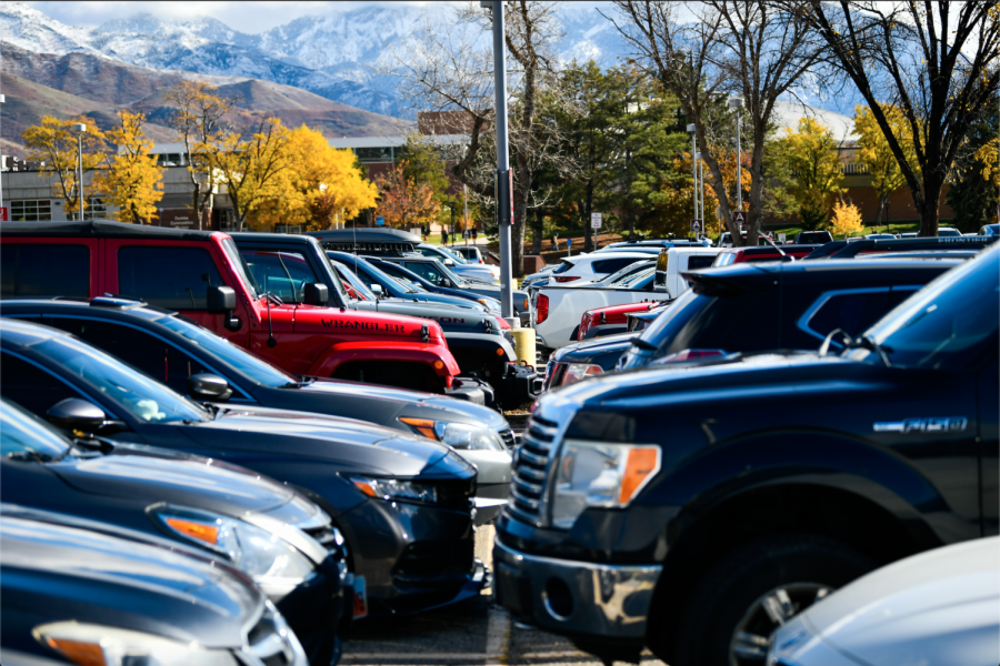 Cars parked head to head at the U parking lot in Salt Lake City on Oct. 26, 2021. (Photo by Jonathan Wang | The Daily Utah Chronicle)