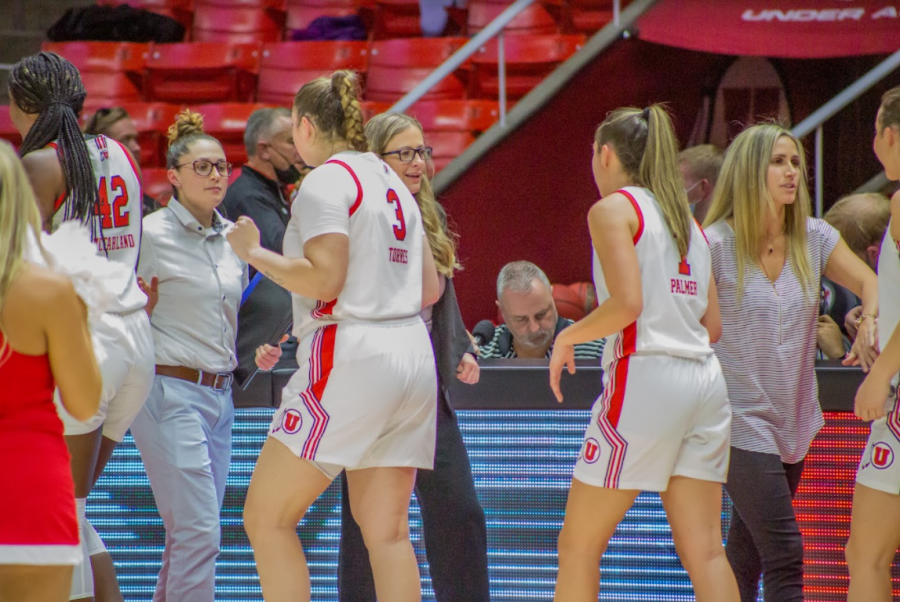University+of+Utah+womens+basketball+players+shaking+hands+after+the+match+vs.+Westminster+Griffins+at+the+Jon+M.+Huntsman+Center+on+Oct.+29%2C+2021.+%28Photo+by+Langley+Hayman+%7C+The+Daily+Utah+Chronicle%29%0A