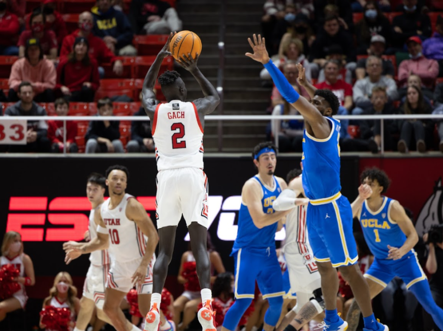Utah basketball's Both Gach (#2) in the matchup against the UCLA Bruins at the Jon M. Huntsman Center in Salt Lake City on Thursday, Jan. 20, 2022. (Photo by Jack Gambassi | The Daily Utah Chronicle)
