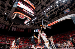 The University of Utah mens basketball team plays against the Colorado Buffaloes at the Jon M. Huntsman Center in Salt Lake City, Utah on Saturday March 5, 2022. (Photo by Xiangyao Axe Tang | The Daily Utah Chronicle)
