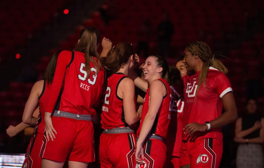 The University of Utah womens basketball team takes on the Idaho team at the Jon. M. Huntsman Center in Salt Lake City, Utah, on Nov. 7 2022. (Photo by Julia Chuang | The Daily Utah Chronicle)

