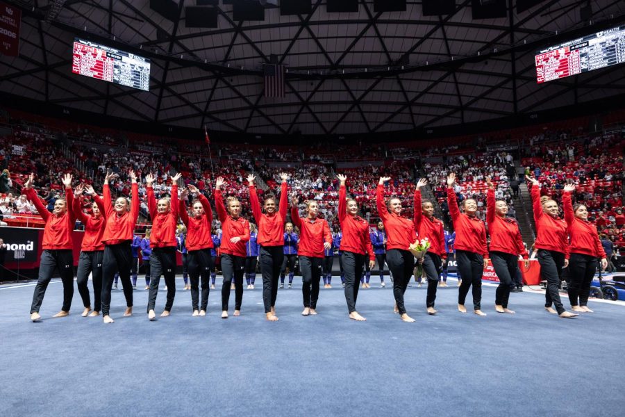 Red Rocks’ celebrating the win over LSU at Jon M. Huntsman Center on Friday, Jan. 6, 2023. (Photo by Xiangyao Tang | The Daily Utah Chronicle)