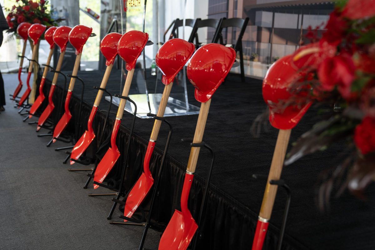 Shovels and hats set the stage for the Sorenson Center for Medical Innovation groundbreaking ceremony. (Image courtesy of the University of Utah). 