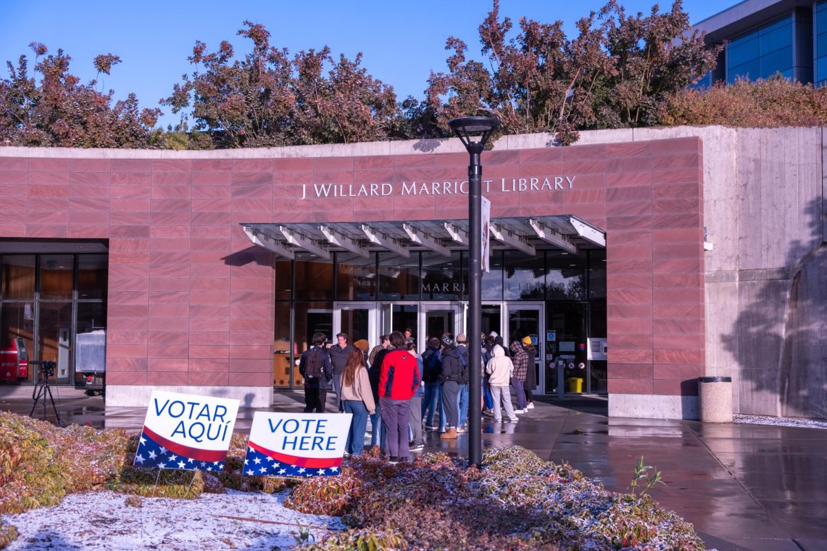 University of Utah students stand in line to vote at the J. Willard Marriott Library in Salt Lake City on Tuesday, Nov. 5. (Photo by Madeline Van Wagenen | The Daily Utah Chronicle)