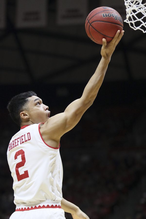 Utes sophomore Sedrick Barefield (2) drives to the hoop against Stanford Cardinals on Saturday, March 4, 2017. Chris Ayers Daily Utah Chronicle.