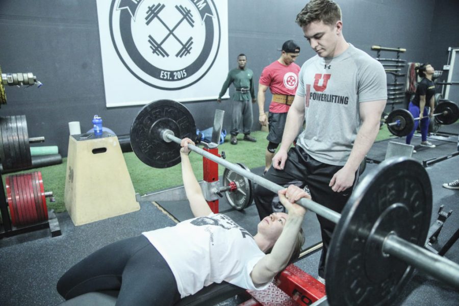 Powerlifting: Building a Strong Community